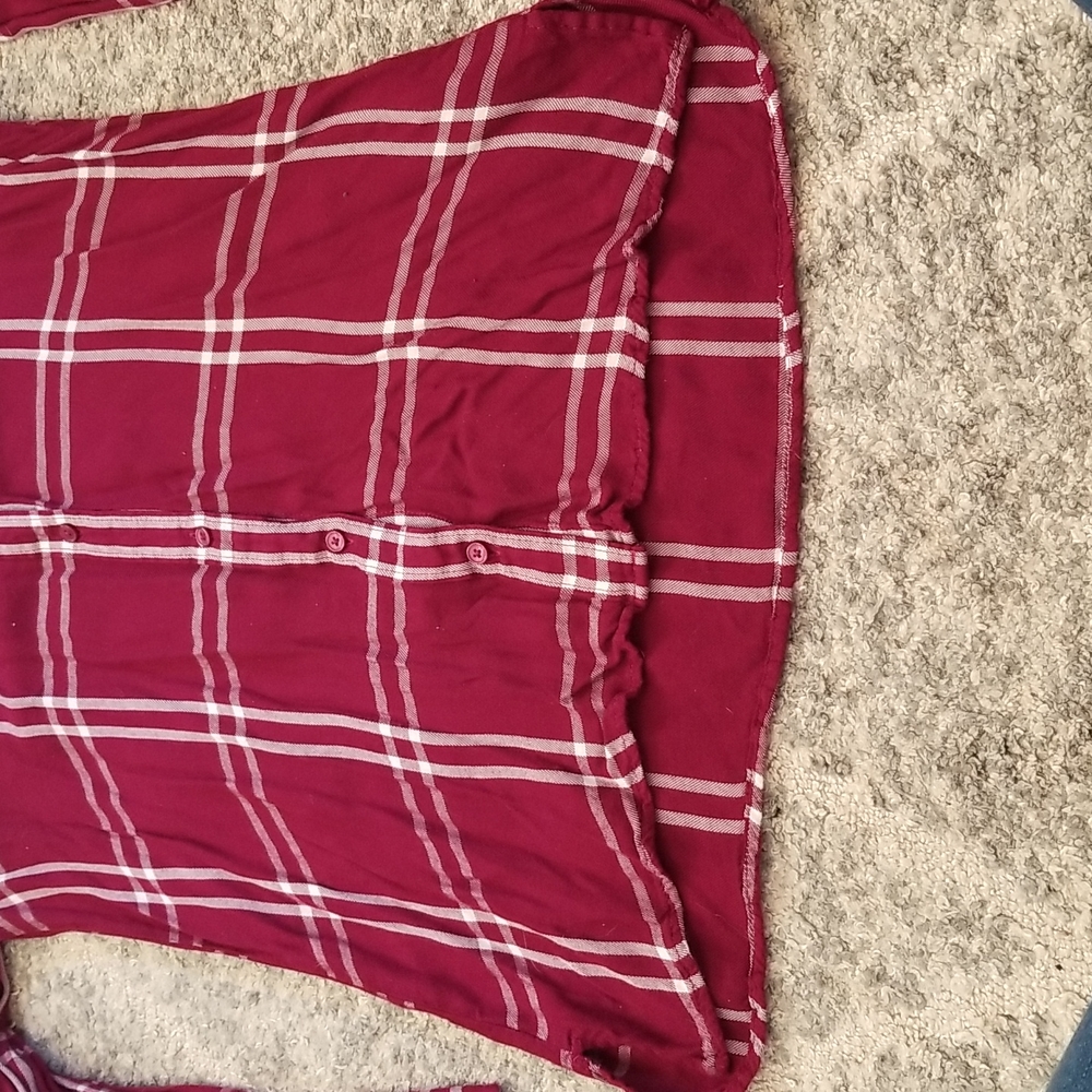 Express Cold Shoulder Shirt - Picture 7 of 11